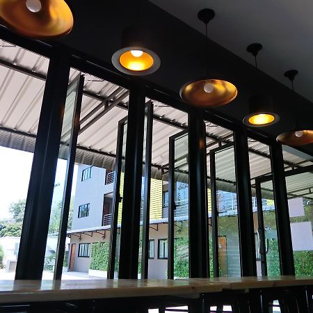 Hotel The Rabbit House Thong Pha Phum Exterior foto